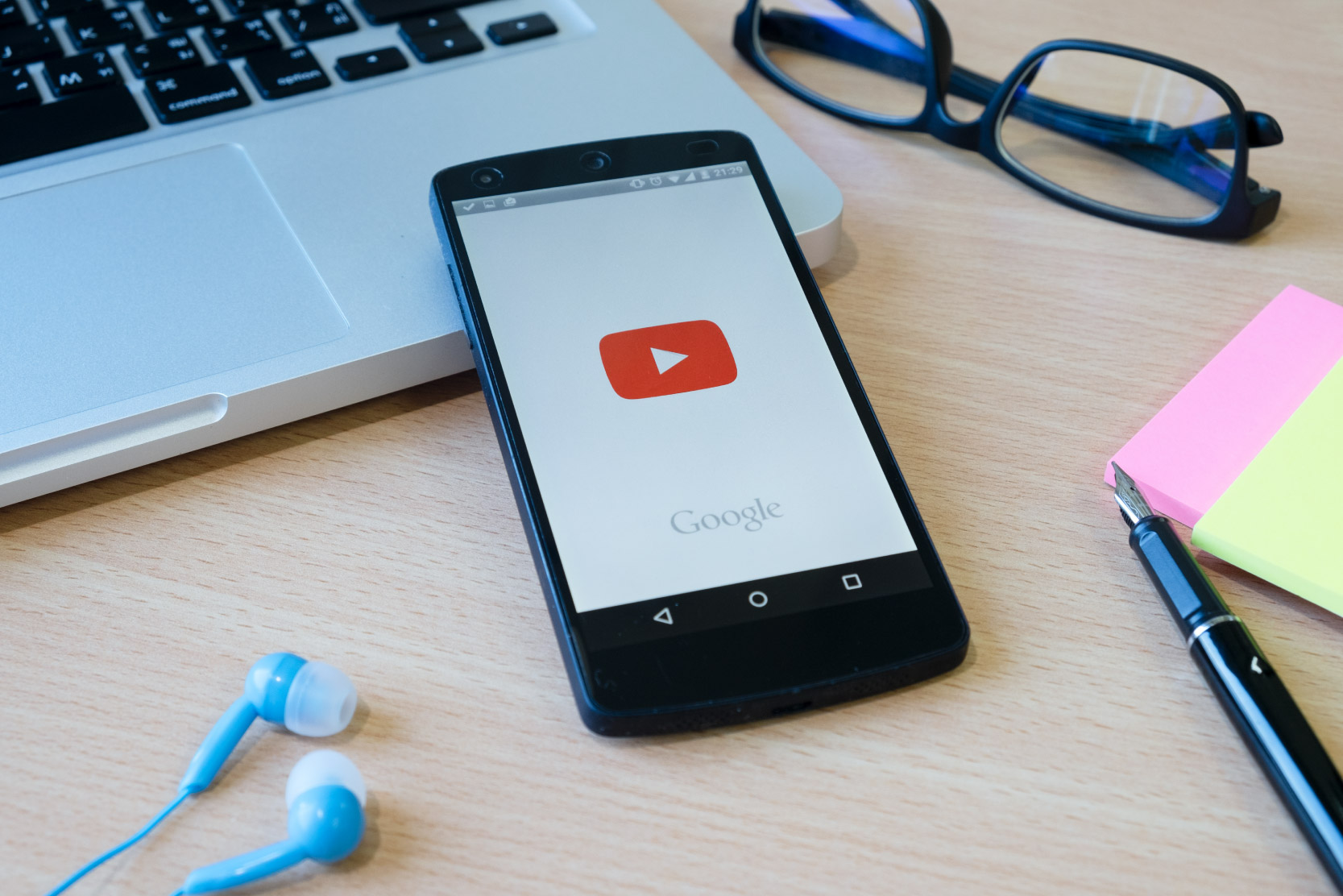 Raih Popularitas: Tips Terbaru Memperbanyak Views YouTube Shorts 2024!  - Analisis Performa YouTube - Matamaya